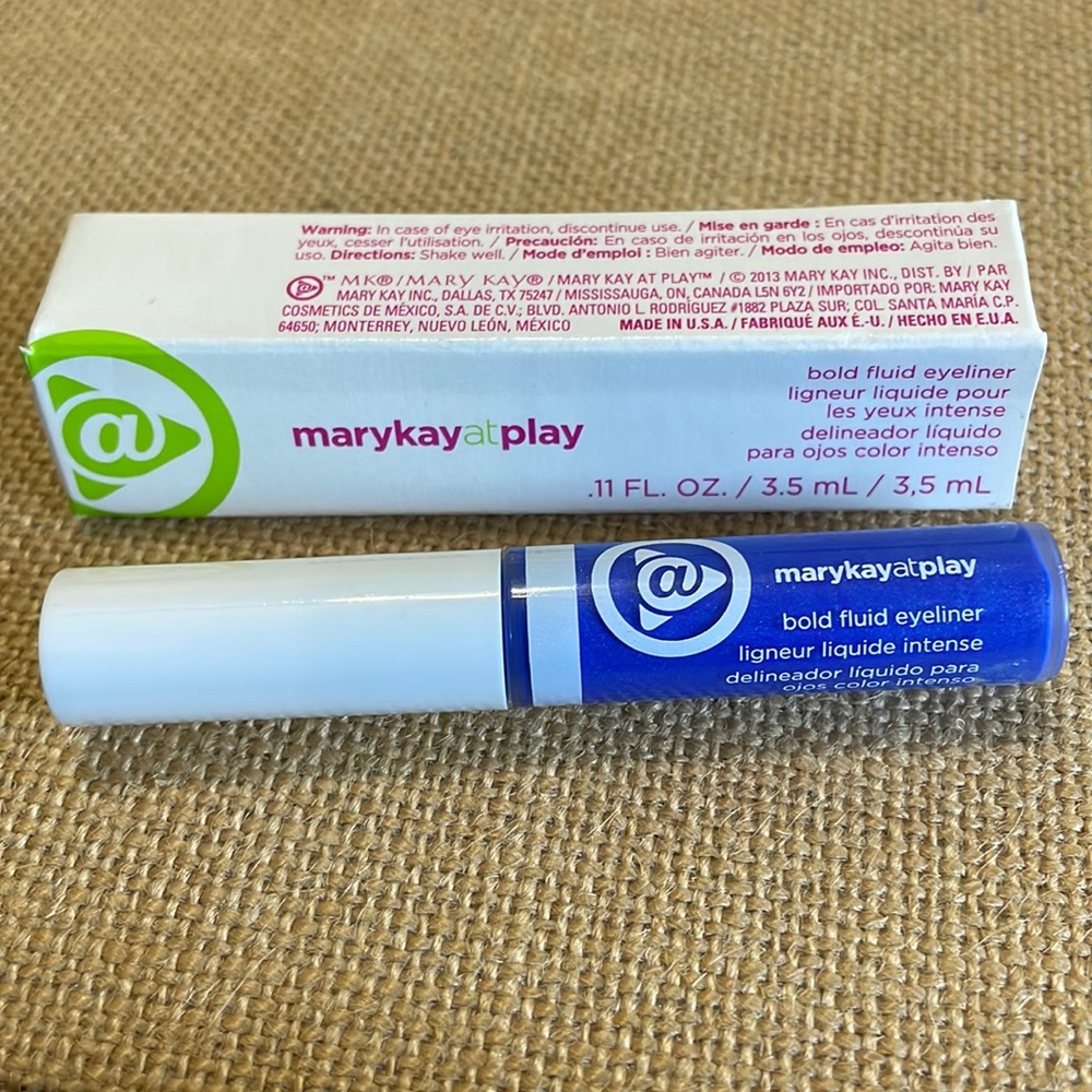 MaryKay at play bold fluid eyeliner